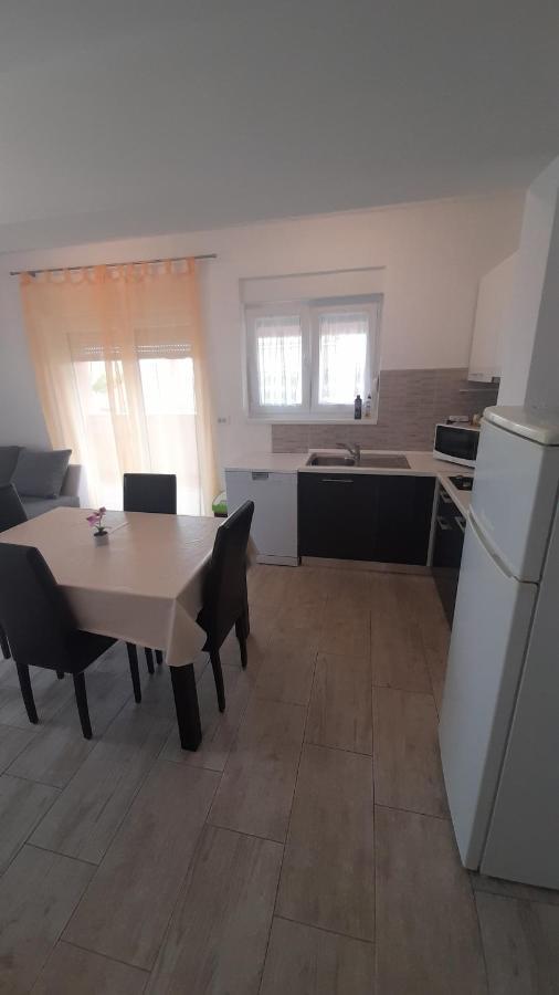 Mario Apartment Вир Екстериор снимка