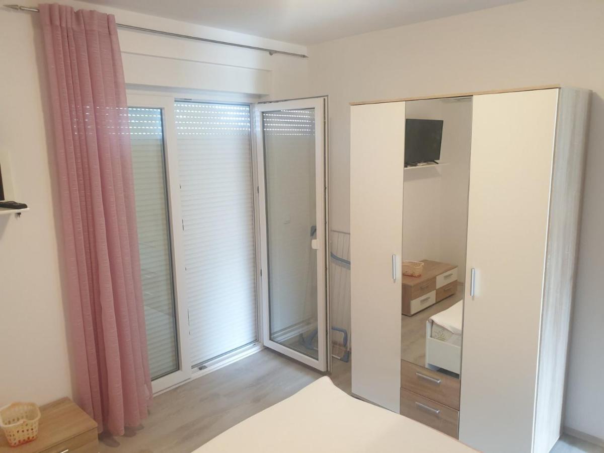 Mario Apartment Вир Екстериор снимка