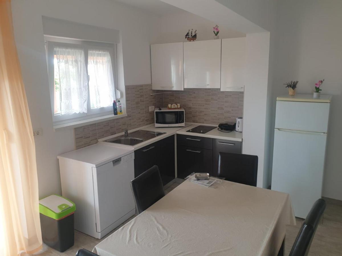 Mario Apartment Вир Екстериор снимка