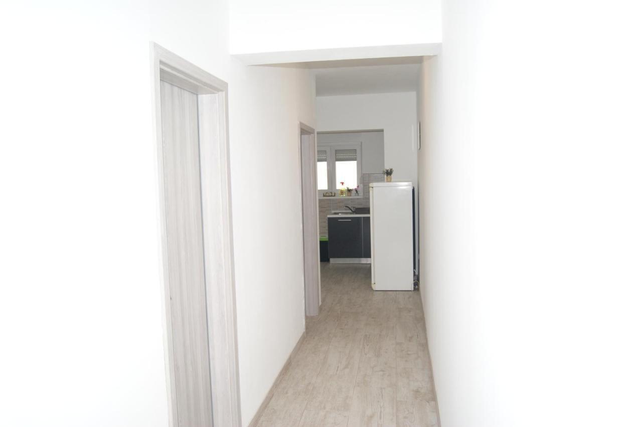 Mario Apartment Вир Екстериор снимка