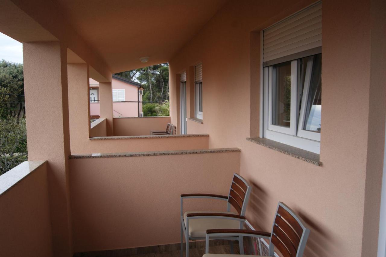 Mario Apartment Вир Екстериор снимка
